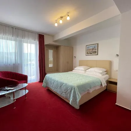 伊凡娜酒店 4* Međugorje