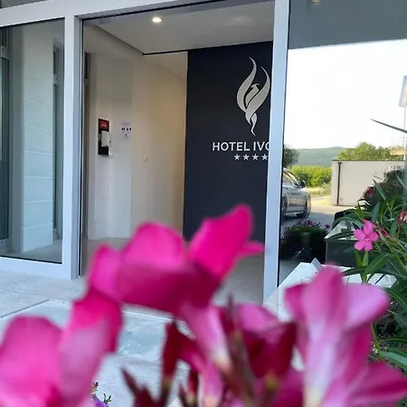 伊凡娜酒店 Međugorje