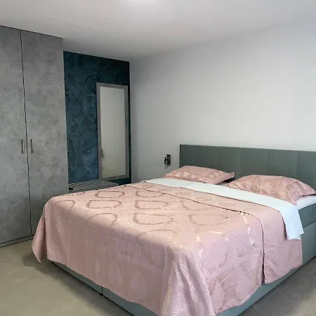 伊凡娜酒店 Međugorje